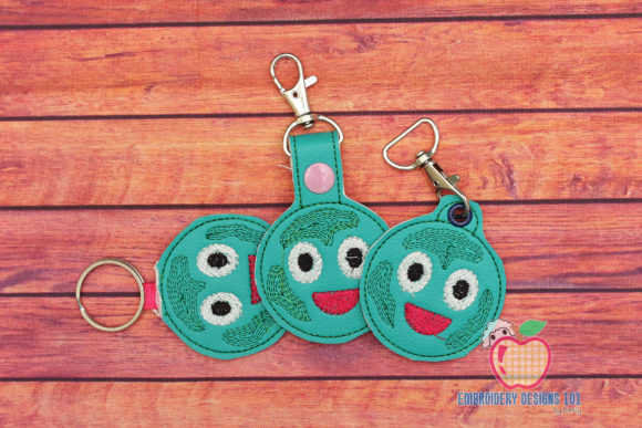 Cartoon Earth ITH Keyfob: A Seasonal Embroidery Gem